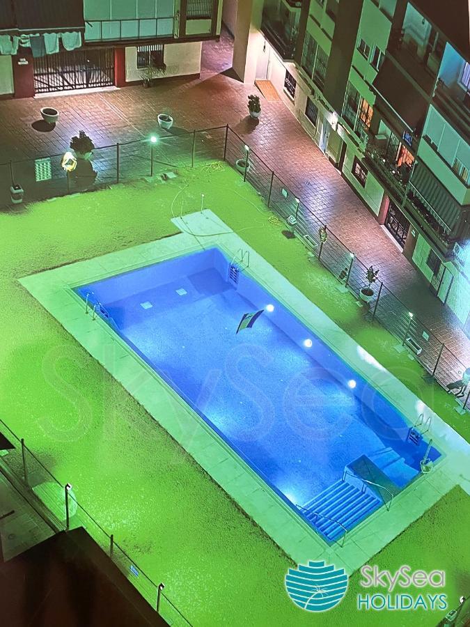 Skyseaholidays Torremolinos Centro Apartman Kültér fotó